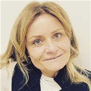 Laureata in legge impatisce lezioni private in diritto e materie italiano storia geografia